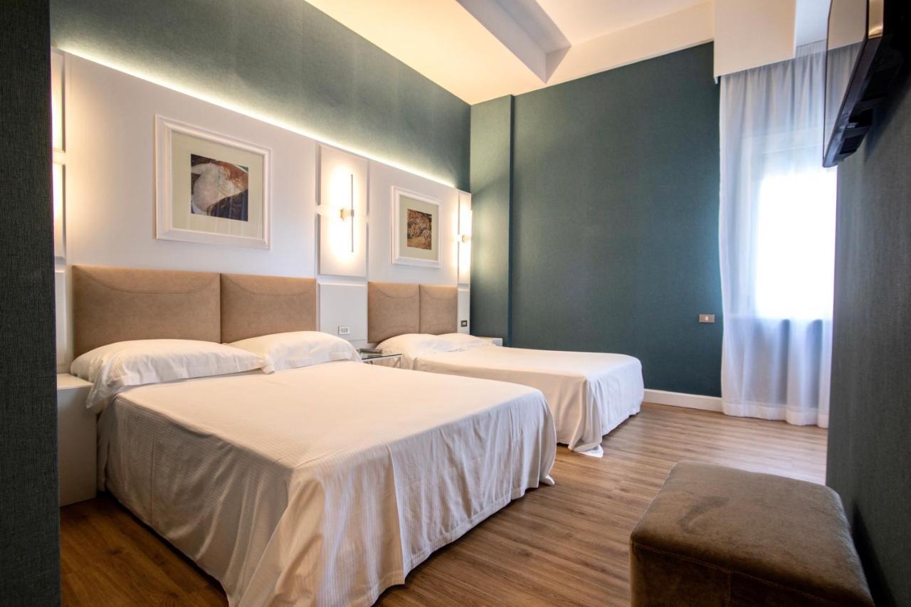 Villa Adriatica Ambienthotels Римини Экстерьер фото
